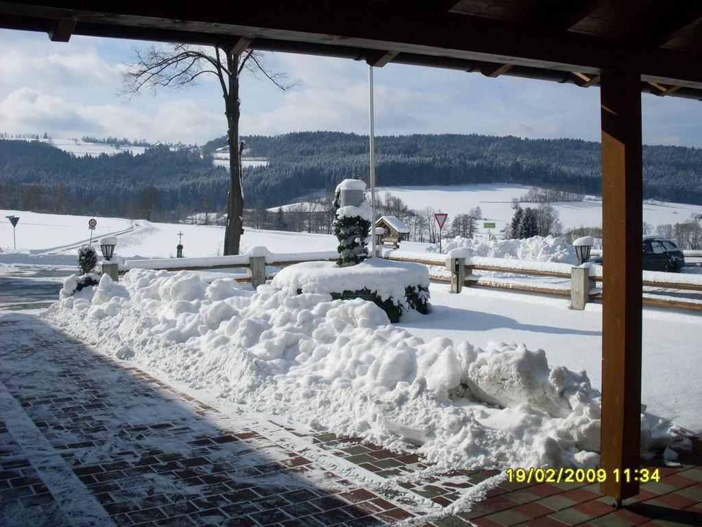 Gasthof Pension Gregori Bad Koetzting Exterior photo