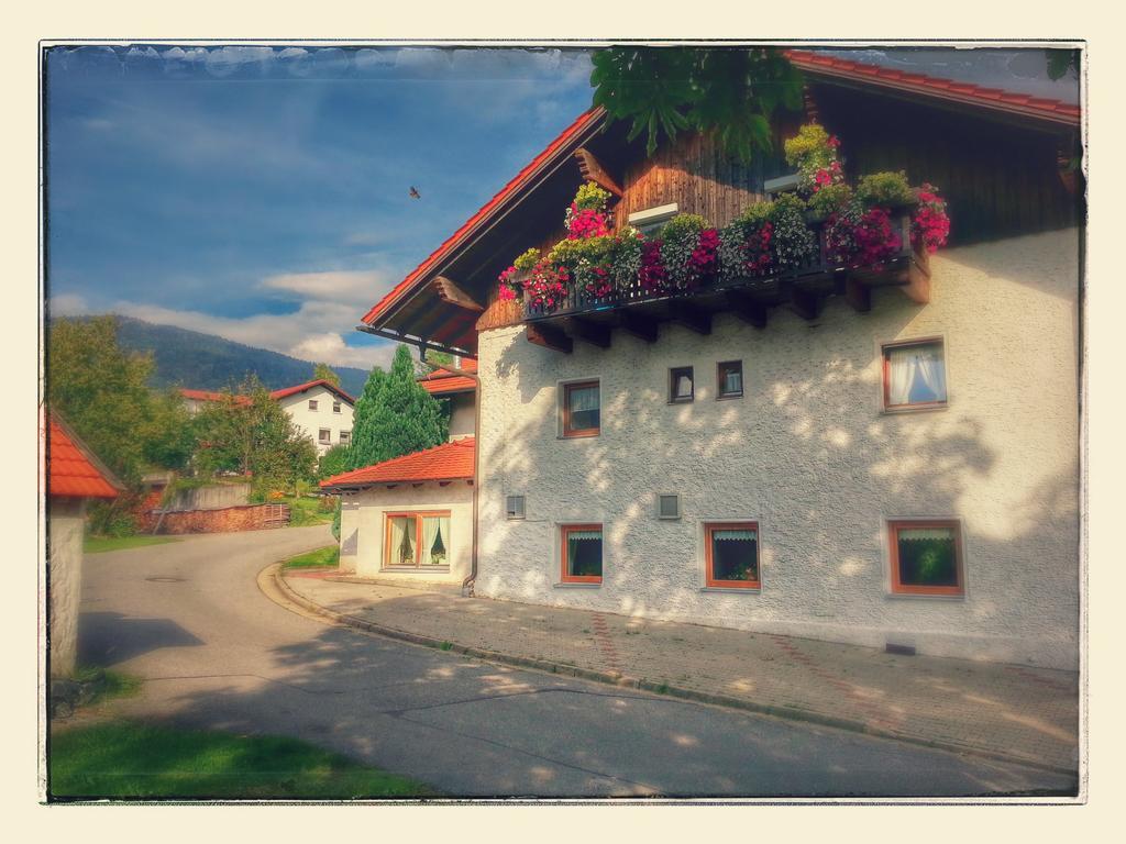 Gasthof Pension Gregori Bad Koetzting Exterior photo